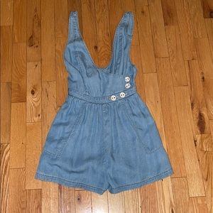 Jean romper (urban outfitters)